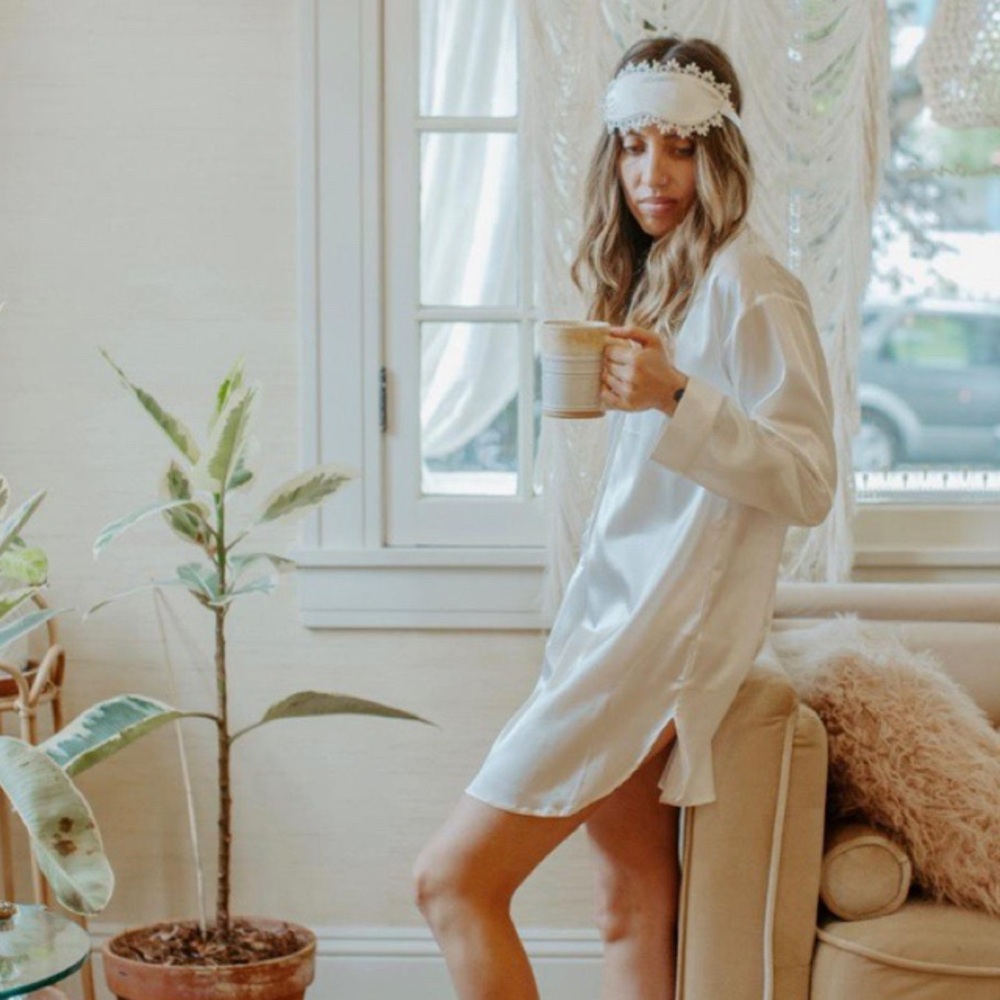 Silk Satin White Sleep Shirt - Women's Intimates